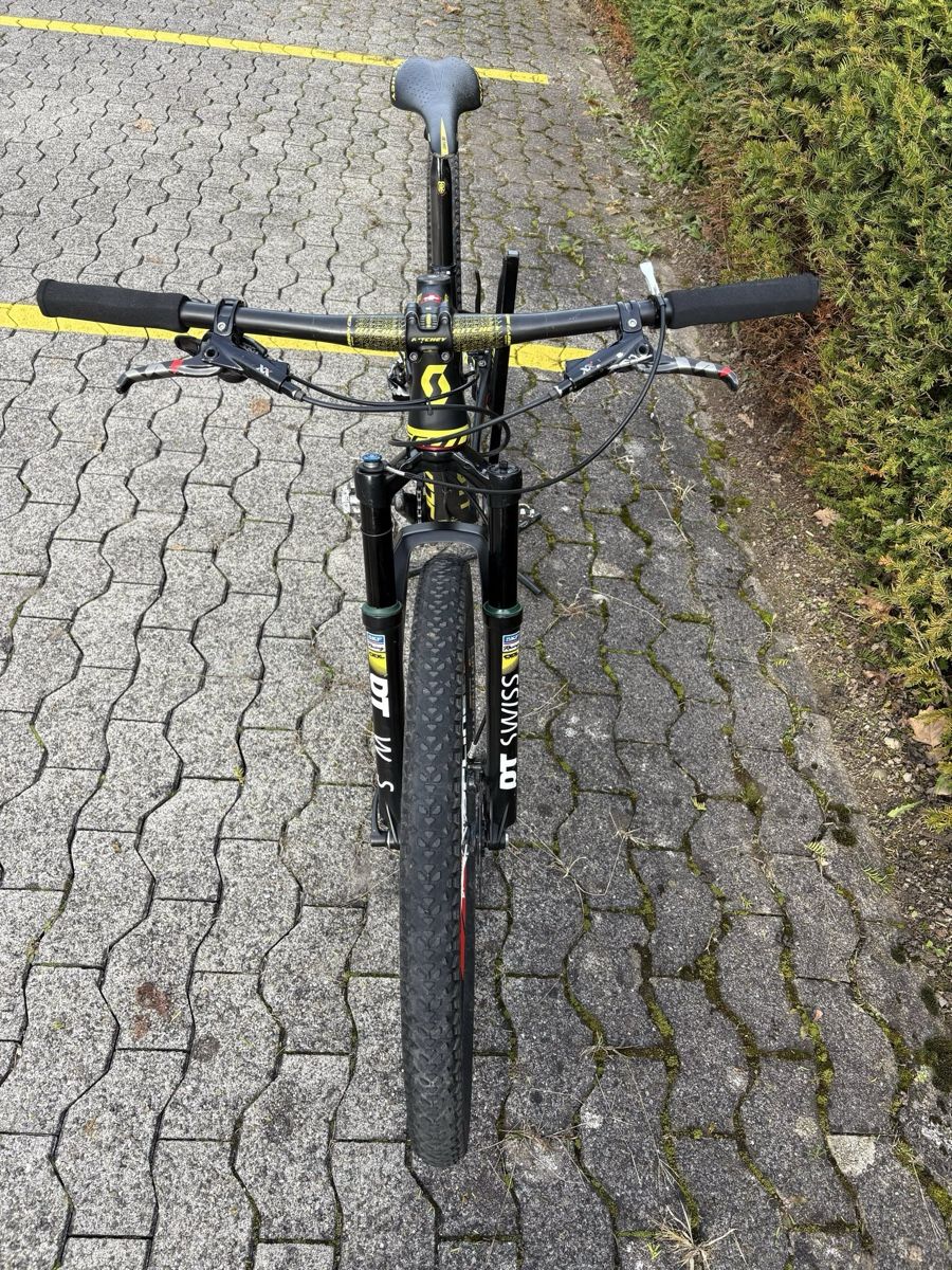 Scott Vélos: Scott Scale RC 700 – D'occasion à Jona par bik_7mxd 2