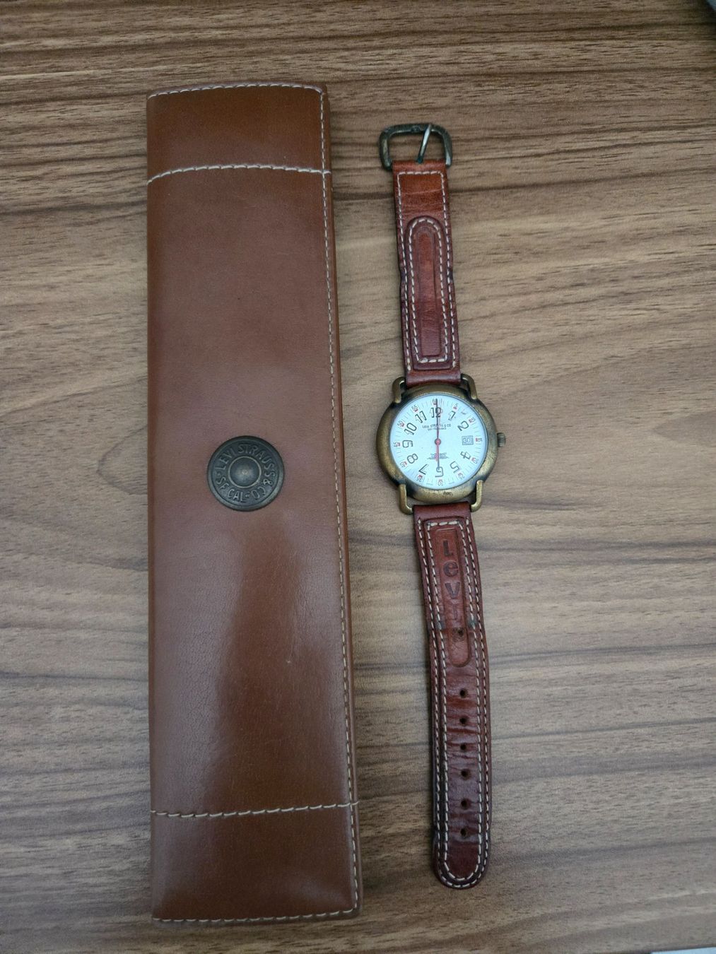 Levi's Orologi: Orologio da polso Levi strauss&co rovinato – Usato da Pregassona venduto da med_fk22