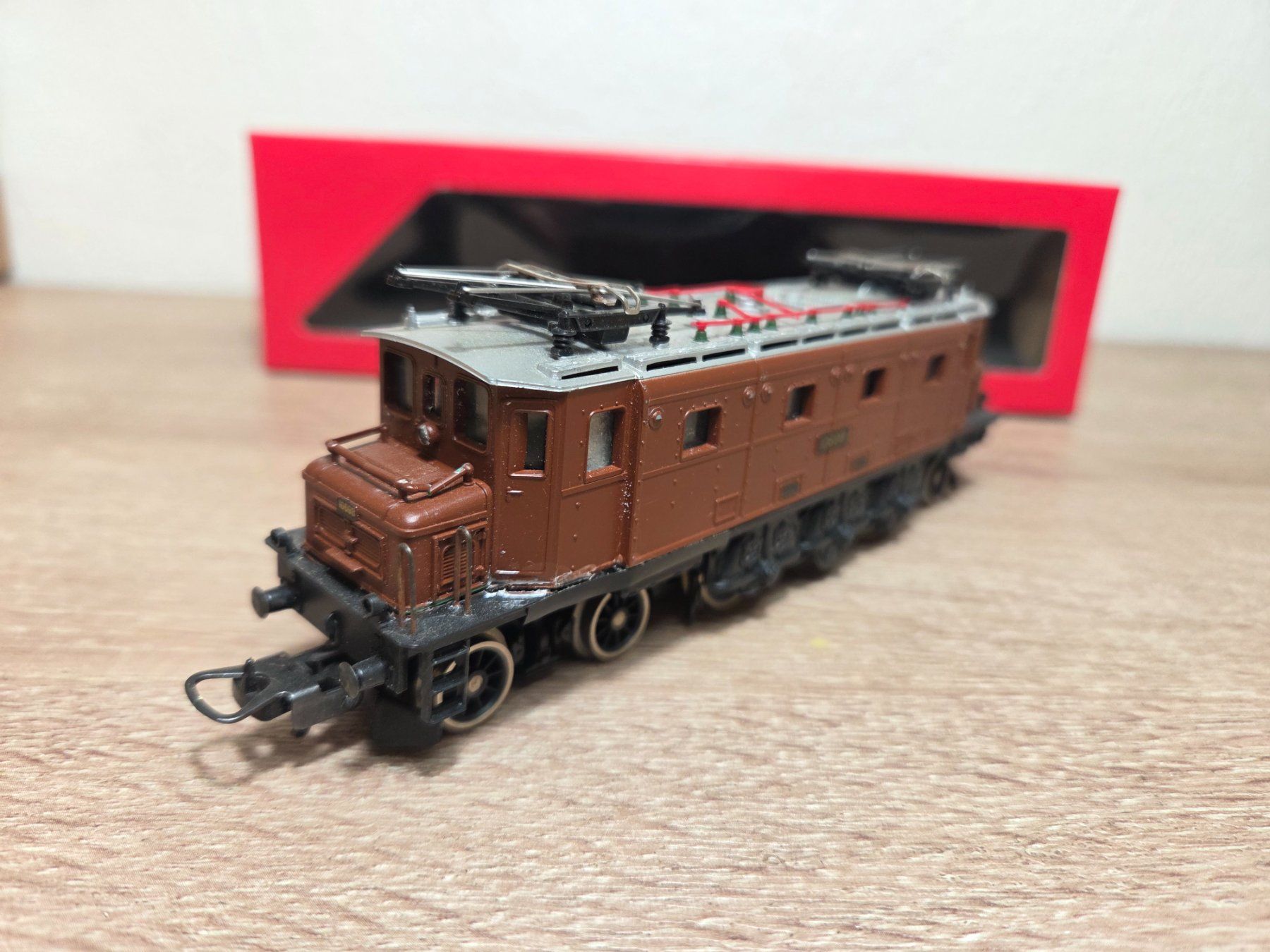 Lima Modellini di ferrovie: Lima E-Lok 10698 SBB H0 – Usato da St-Aubin-Sauges venduto da Lo_Go 2