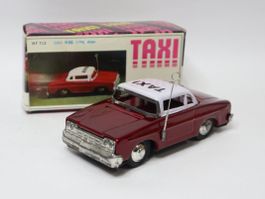 Blechauto Taxi Friktion