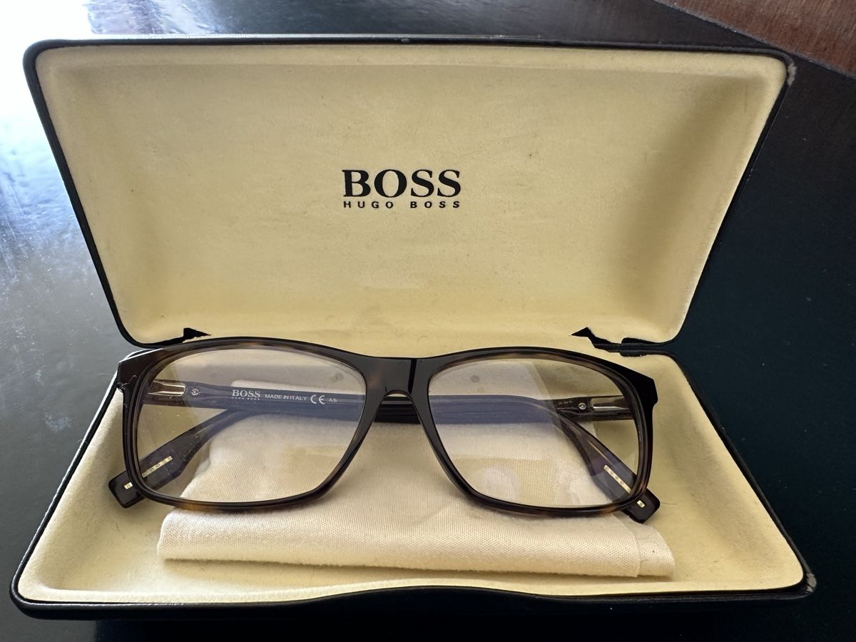 Hugo Boss Occhiali & Lenti: Hugo Boss Brille optische Brille – Usato da Himmelried venduto da cookie50000