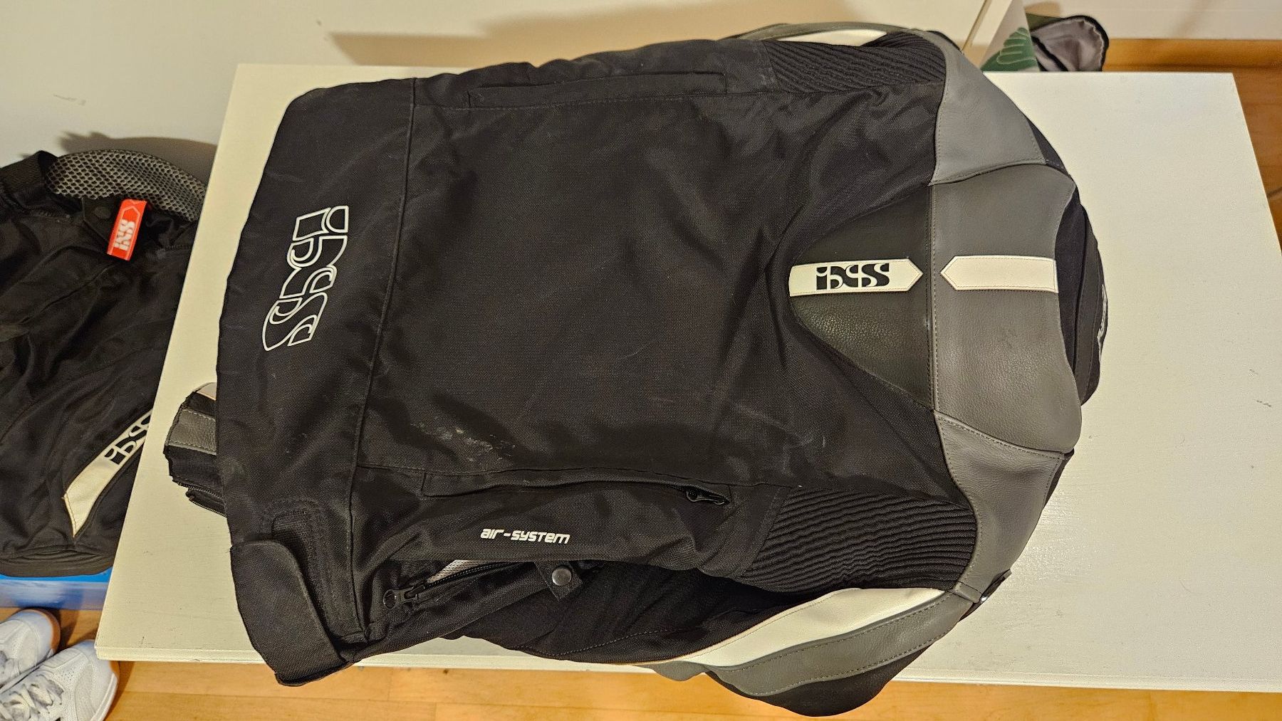IXS Giacche: Motorrad-Jacke IXS Grösse 48 – Usato da Männedorf venduto da egl_nfg9 3