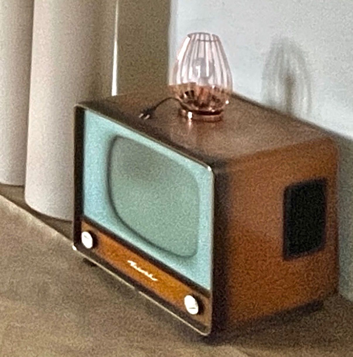 Televisori: Retro TV Tesla Krivan Orava – Usato da Wohlenschwil venduto da MFlueckiger 1