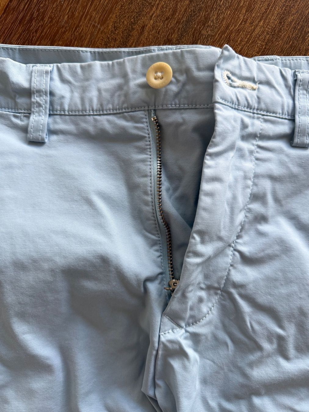 Gant Pantalons: Gant Shorts – D'occasion à Ennetbaden par miboo 1