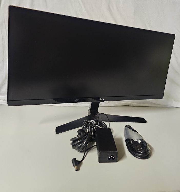LG 29UM69G-B – 29