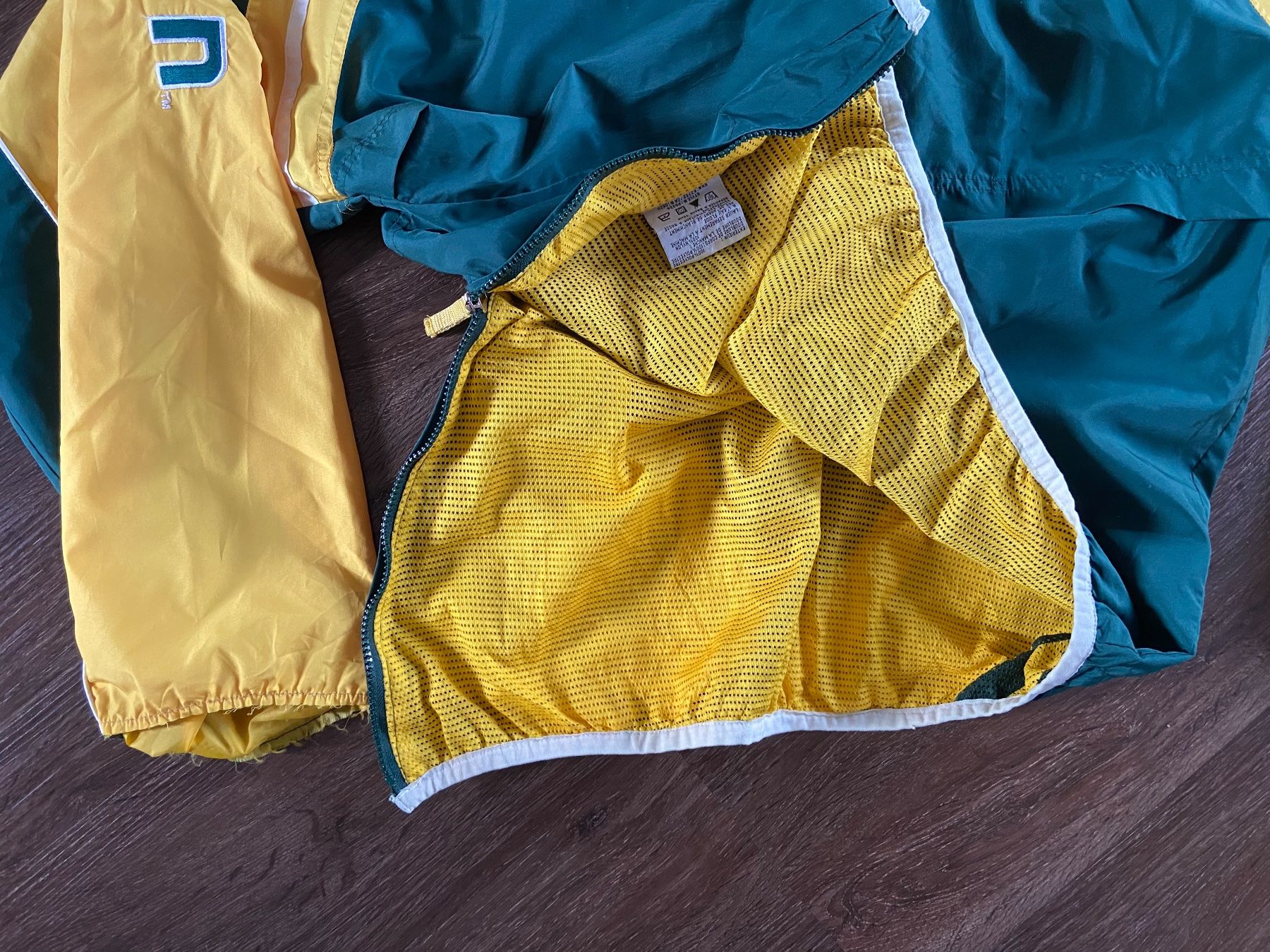 Puma Jacken: Oregon Ducks NCAA Jacke Gr. L – Gebraucht aus Muttenz von bargain_hunter 6