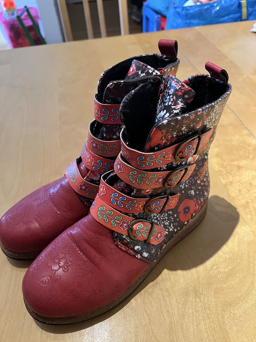 Scarpe da donna: Bunte Stiefel Gr. 38 – Usato da Zürich venduto da Rajkumari