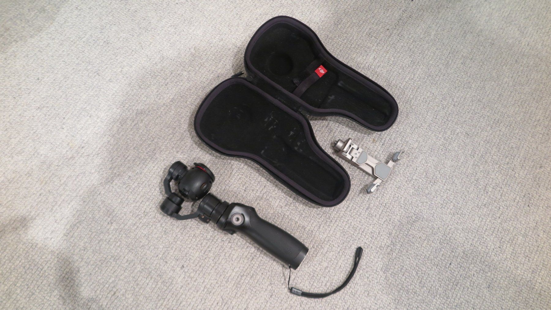 DJI Videocamere: DJI Osmo Gimbal mit integrierter Kamera – Usato da Bonaduz venduto da Mikebond