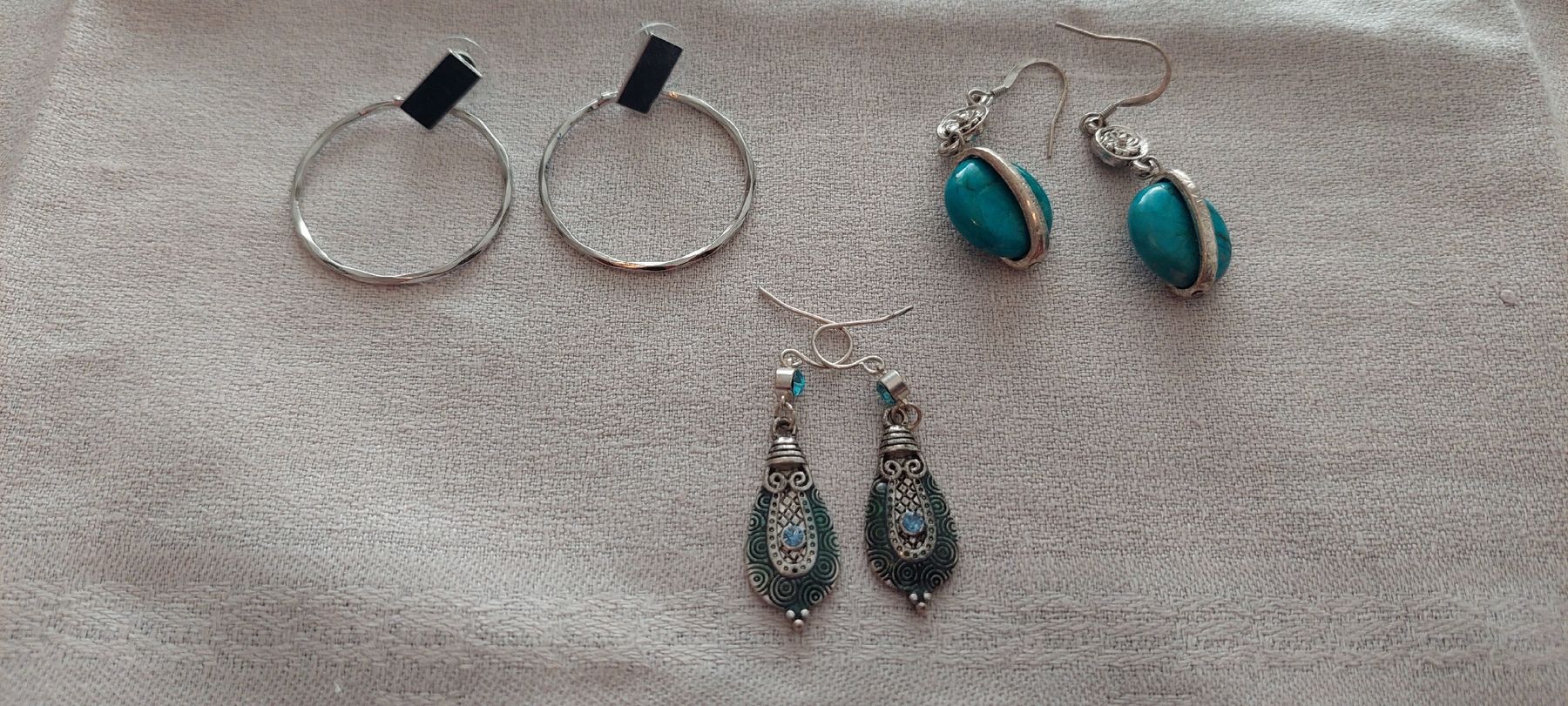 Autres bijoux: 3er Set Mode - Ohrschmuck – D'occasion à Safenwil par fra_t5c9