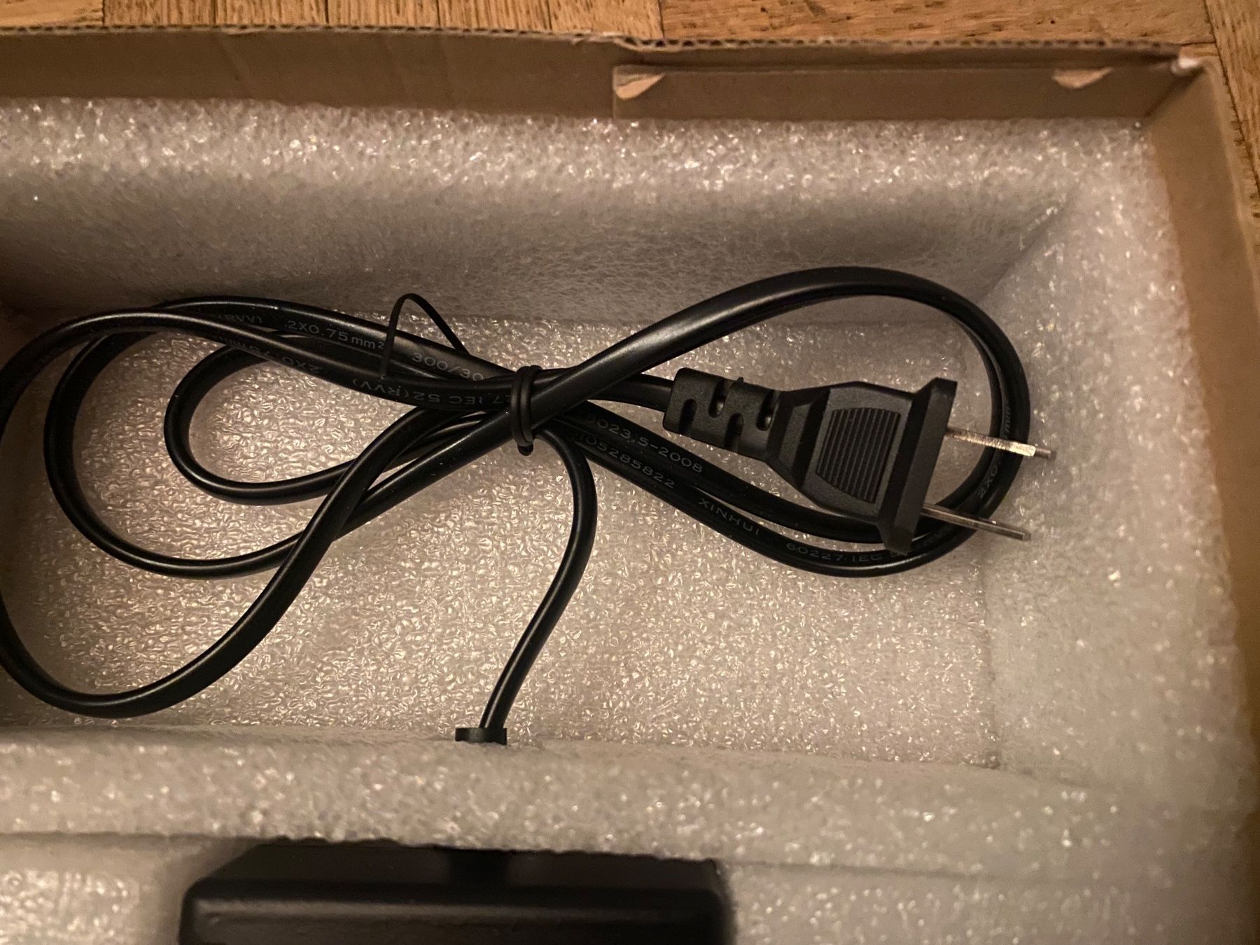 Commodore PC: Neues C64 Netzteil mit US Stecker – Usato da Adliswil venduto da synchrot 2