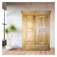 Schöner antiker Tannenschrank