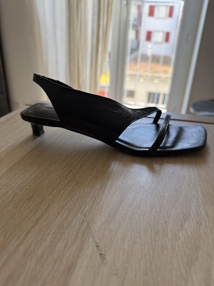 Massimo Dutti Scarpe da donna: Massimo Dutti sling back heels SS25 – Nuovo (secondo la descrizione) da Zürich venduto da AlineCr 3