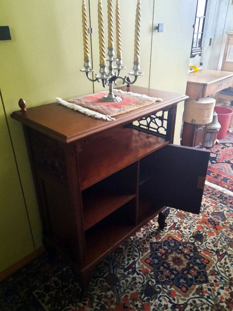 Commodes: Jugendstil Möbel Kirschbaum – D'occasion à Eschenbach par Alicekunst 1
