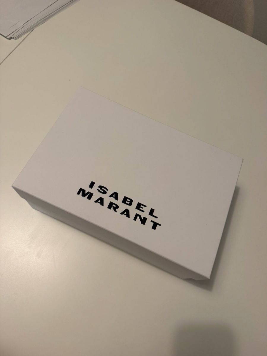 Isabel Marant Scarpe da donna: Baskets Isabel Marant cuir et daim beige scratchs taille 39 – Nuovo e nell'imballaggio originale da Genève venduto da eth_6qs6 6