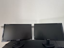 2x Packard Bell Monitors - Great deal for summer setup!