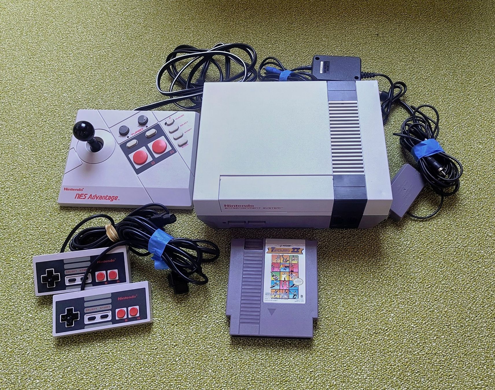 Nintendo Console: Nintendo NES Konsole + NES Advantage + 1 Spiel+ Controller – Usato da Birwinken venduto da GTOrg