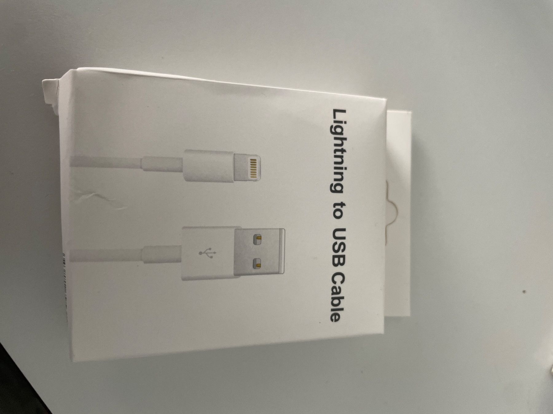 Caricabatterie: IPhone USB Kabel – Nuovo (secondo la descrizione) da stüsslingen venduto da Aless14