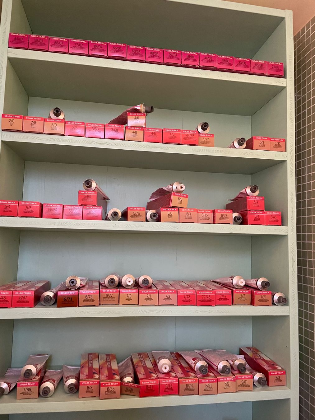 Tinte: Color touch Wella Haarfarben – Nuovo e nell'imballaggio originale da Liesberg Dorf venduto da minniejoy