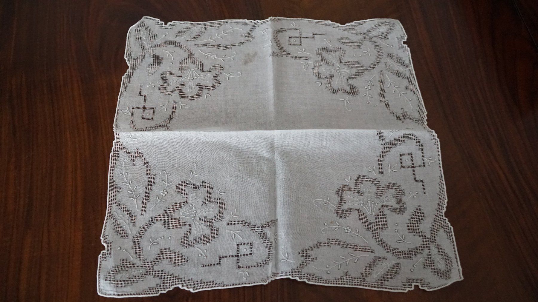 Altro in  Abbigliamento & Accessori: Taschentuch Leinen Stickerei – Nuovo (secondo la descrizione) da Bern venduto da Antikbatik 2