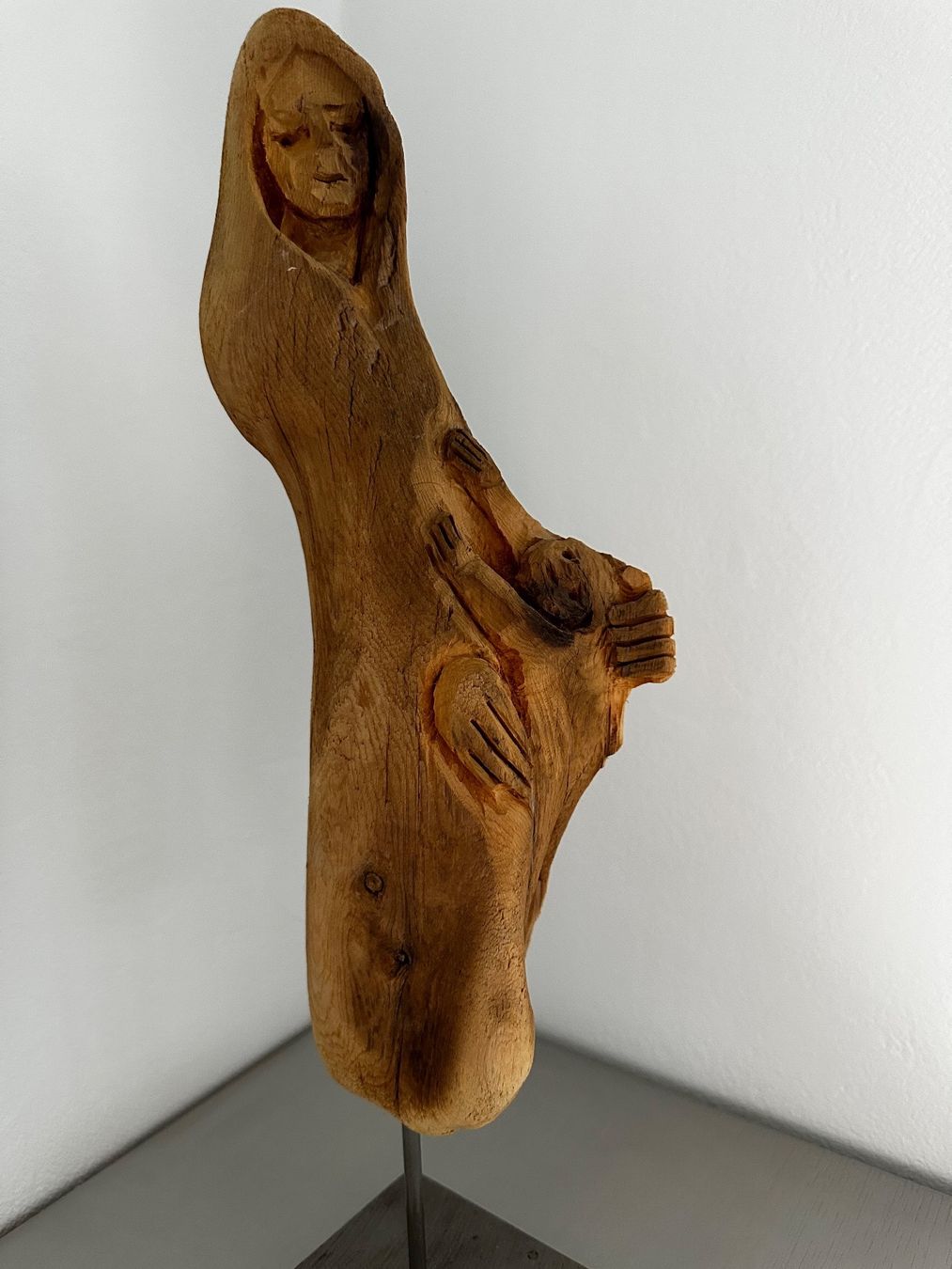 Skulpturen & Statuen: Holzfigur Mutter mit Kind – Neu (gemäss Beschreibung) aus St. Niklaus VS von DaDoLo 1