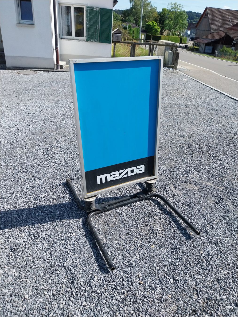 Autres décorations & accessoires: Mazda Werbepylon/Schild – D'occasion à Weingarten-Kalth par Bettelbruenneli