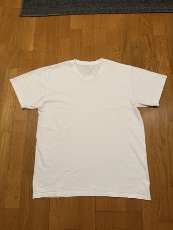 weisses Basic Tshirt in Grösse L.  Neuwertig. Nie getragen. 