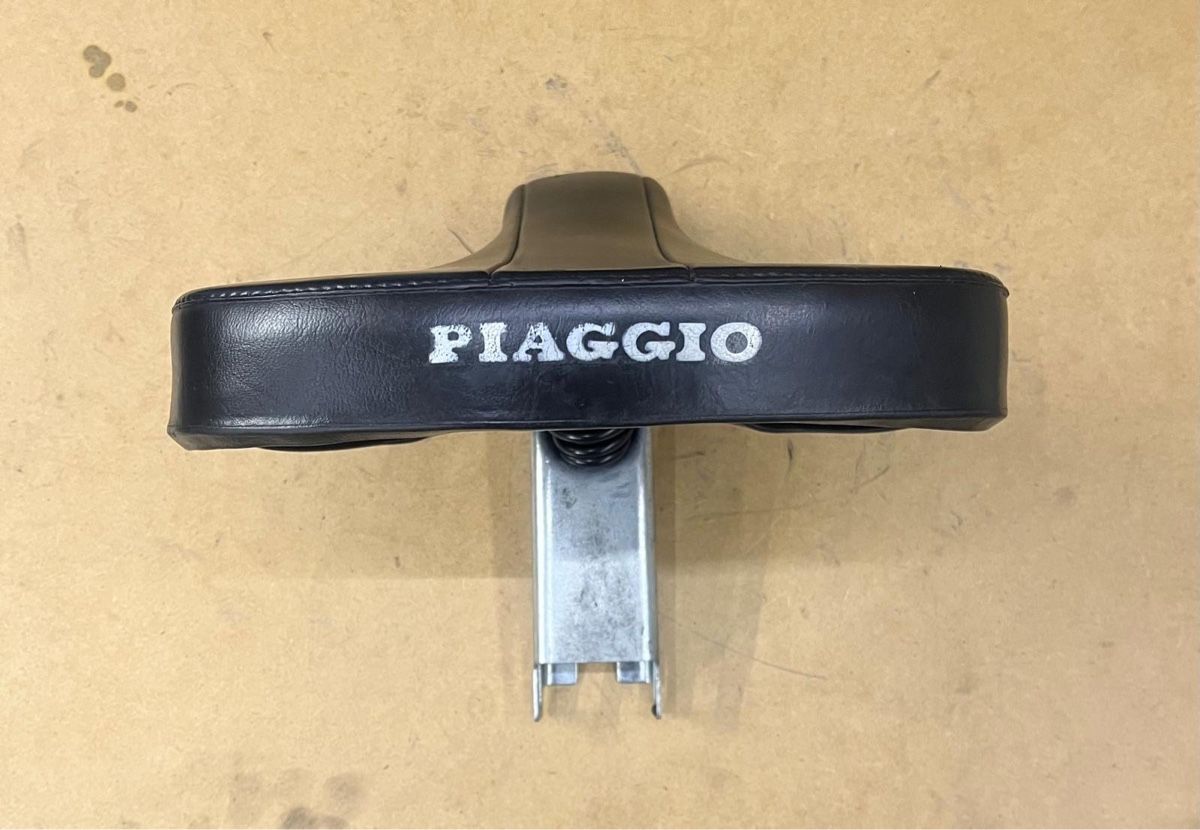 Piaggio Ciclomotori: Sattel Piaggio Ciao – Usato da Ennetbürgen venduto da Samsam0811