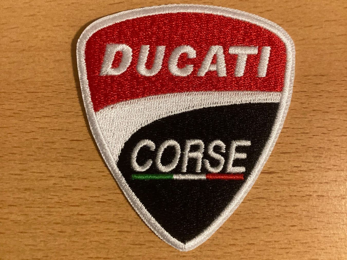 Toppe: Ducati Corse Patch Sticker Aufnäher 1093 – Nuovo (secondo la descrizione) da Horn venduto da abutre72