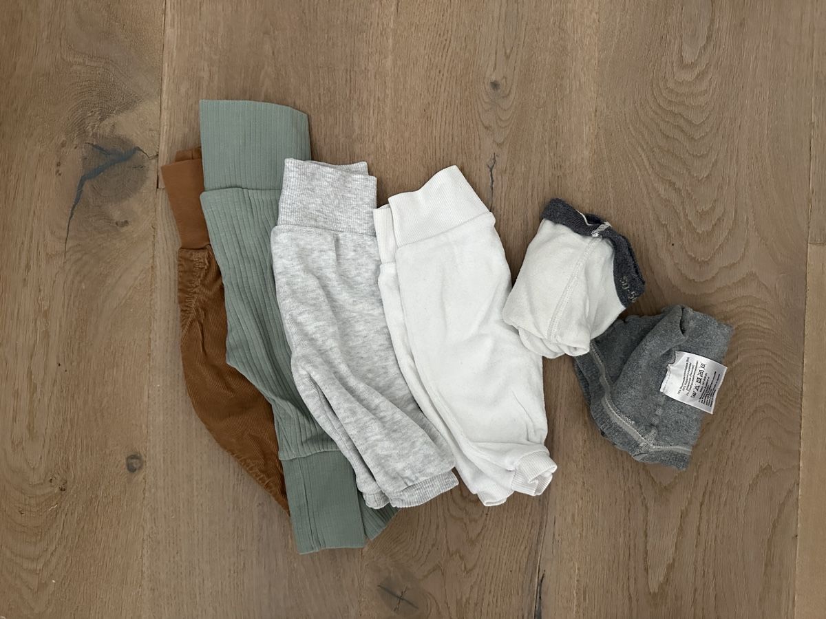 H&M Pantalons: Hosenset Gr. 56 H&M – D'occasion à Herzogenbuchsee par GyK87