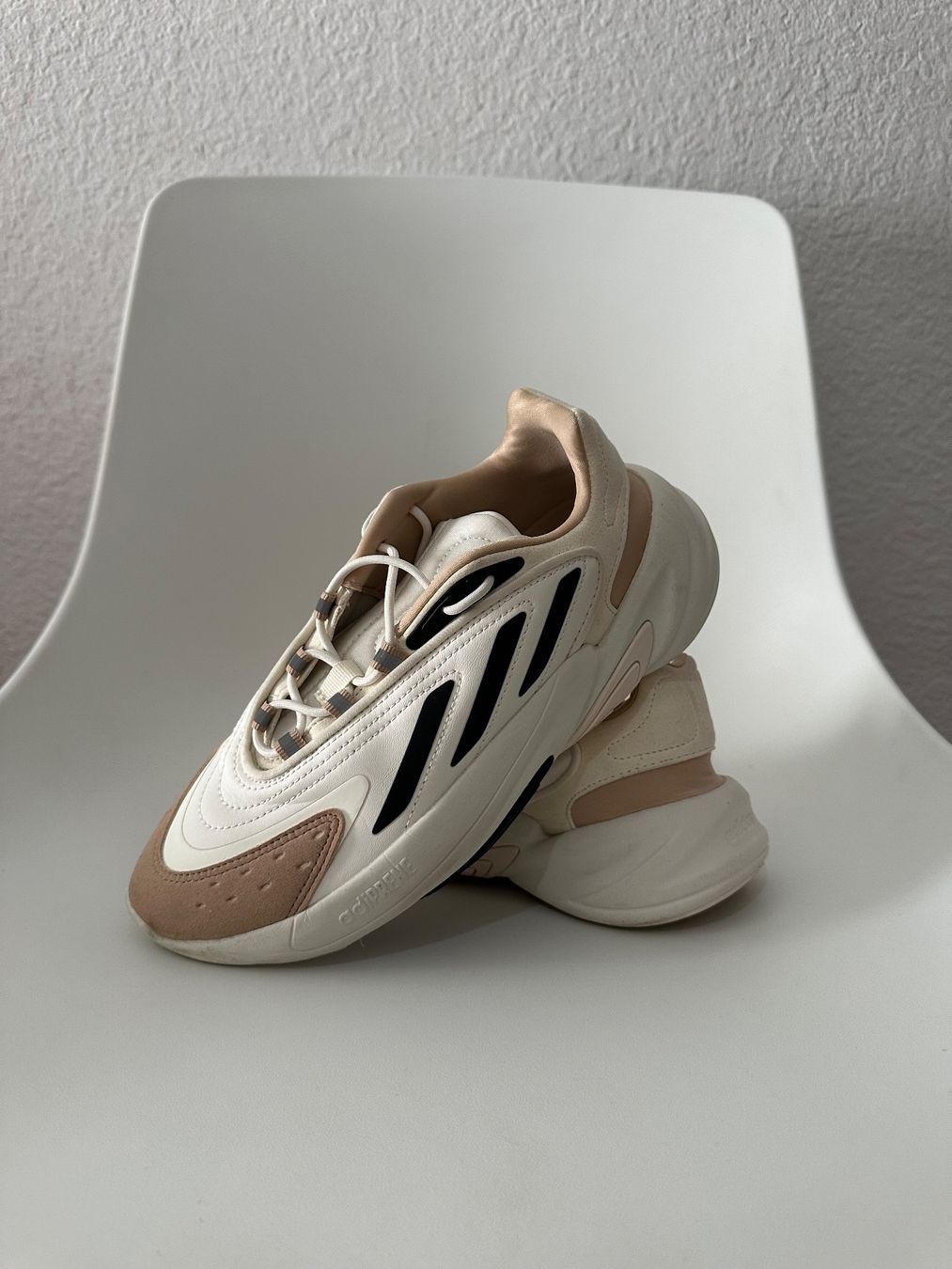 Adidas Damenschuhe: Adidas Schuhe Gr.38,5 – Gebraucht aus Bern von BrandVilla 1