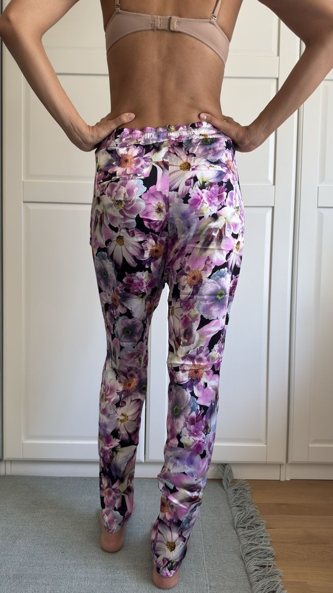 Cambio Pantaloni: Cambio Silk Panta Size 42  – Usato da Genève venduto da gvokiii 1