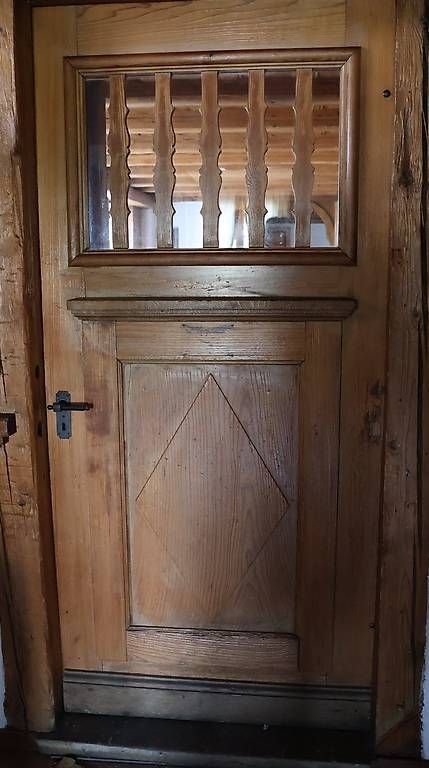 Porte: Antike Holztüre mit Fenster – Usato da Sutz venduto da Anker06 1