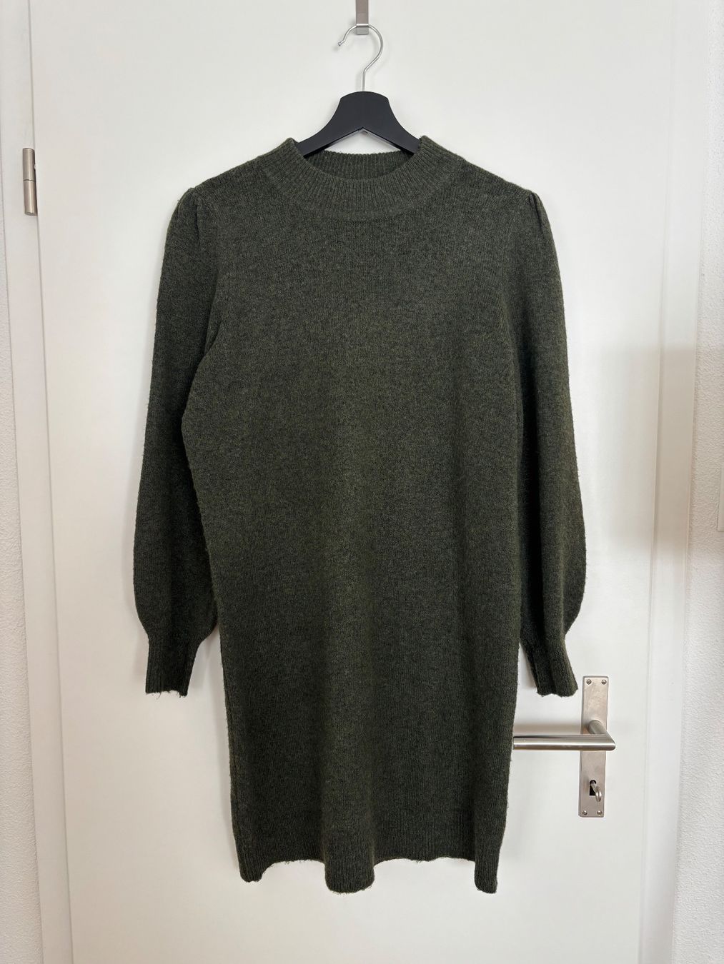 Vestiti: Strickkleid – Usato da Fislisbach venduto da den_dzl9