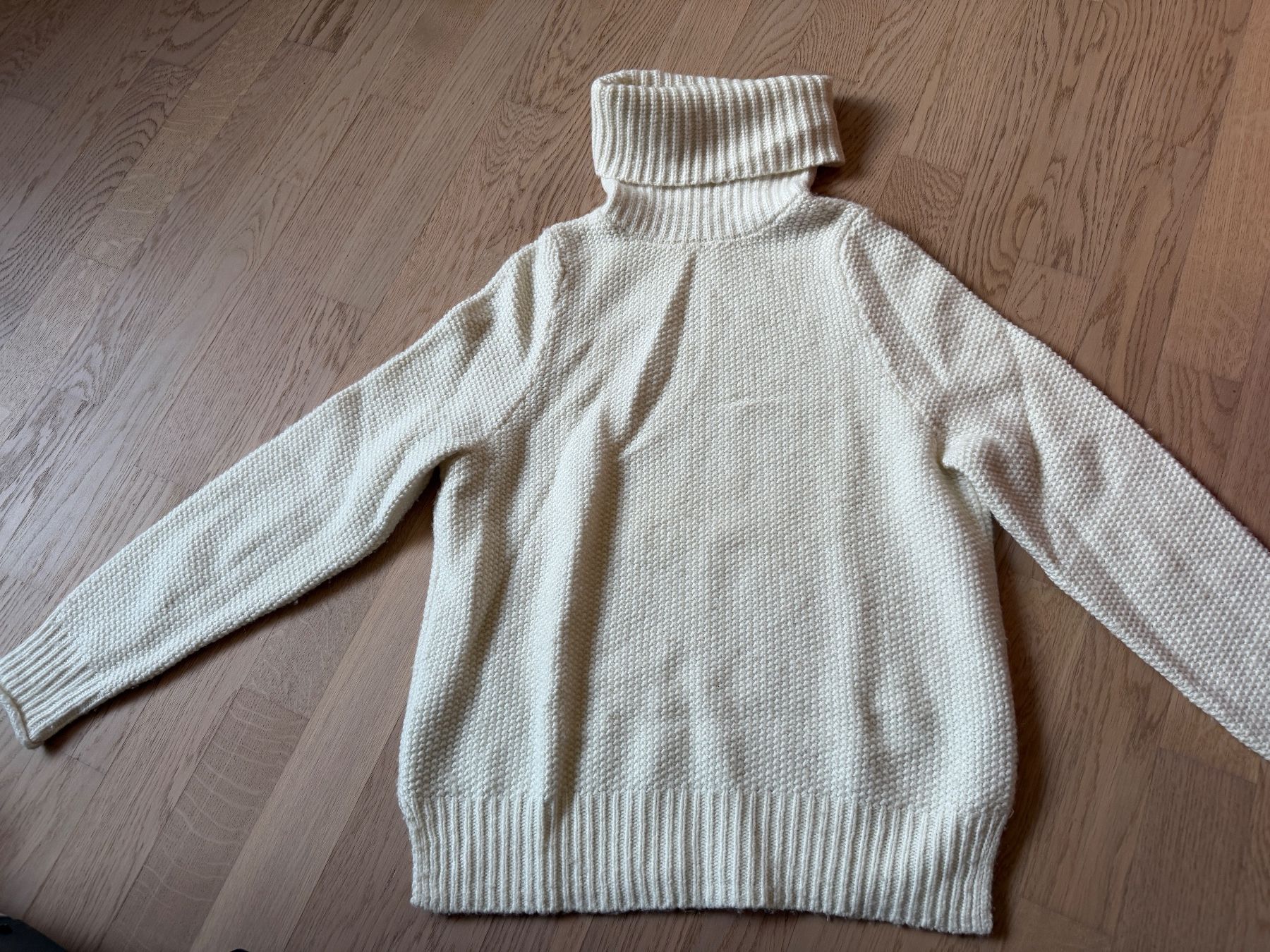 Maglioni & Felpe: Weisser Rollkragenpullover von Madewell Grösse xs – Nuovo (secondo la descrizione) da Hettlingen venduto da blu_tb6z