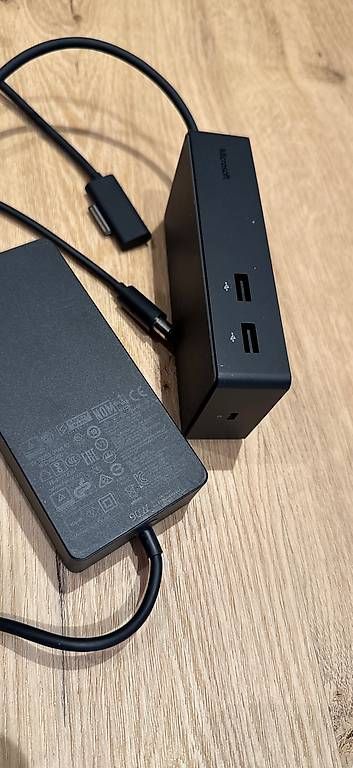 Microsoft Dockingstation: Microsoft Surface Docking Station – Gebraucht aus Winterthur von Masterdan 2