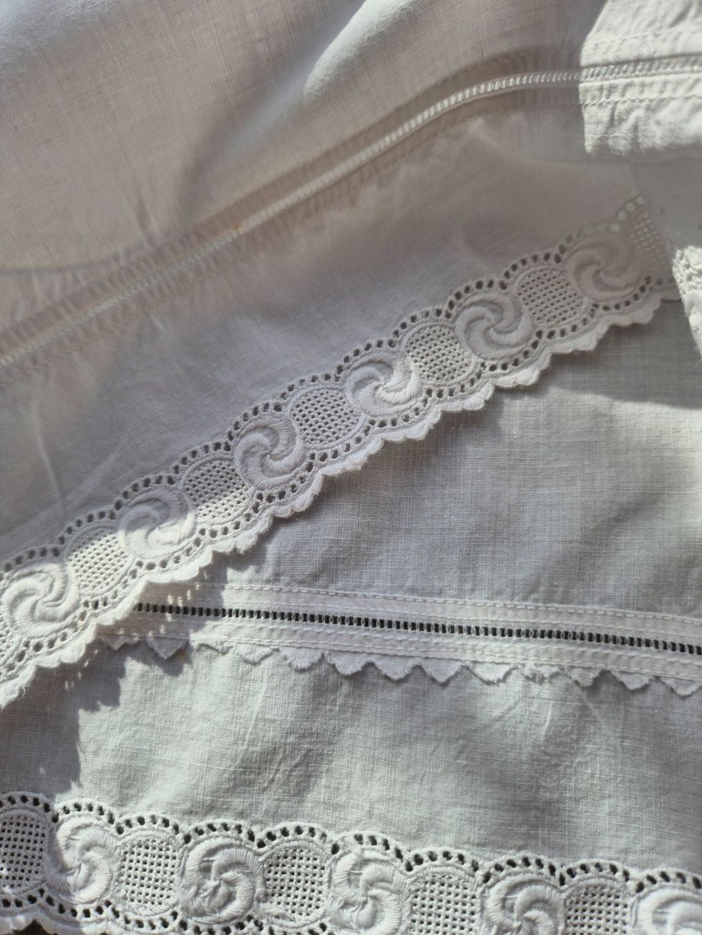 Costumi: Antike Damenunterhose, weiss, mit Spitze, Grösse L – Usato da Bern venduto da aronari 5