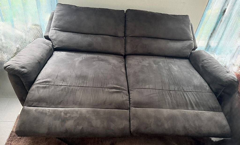 Sofas: Canapé électrique 2 places  – Gebraucht aus La Chaux-de-Fonds von sz2300 1