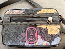 Coach Camera Bag in Kooperation mit Kaffe Fassett