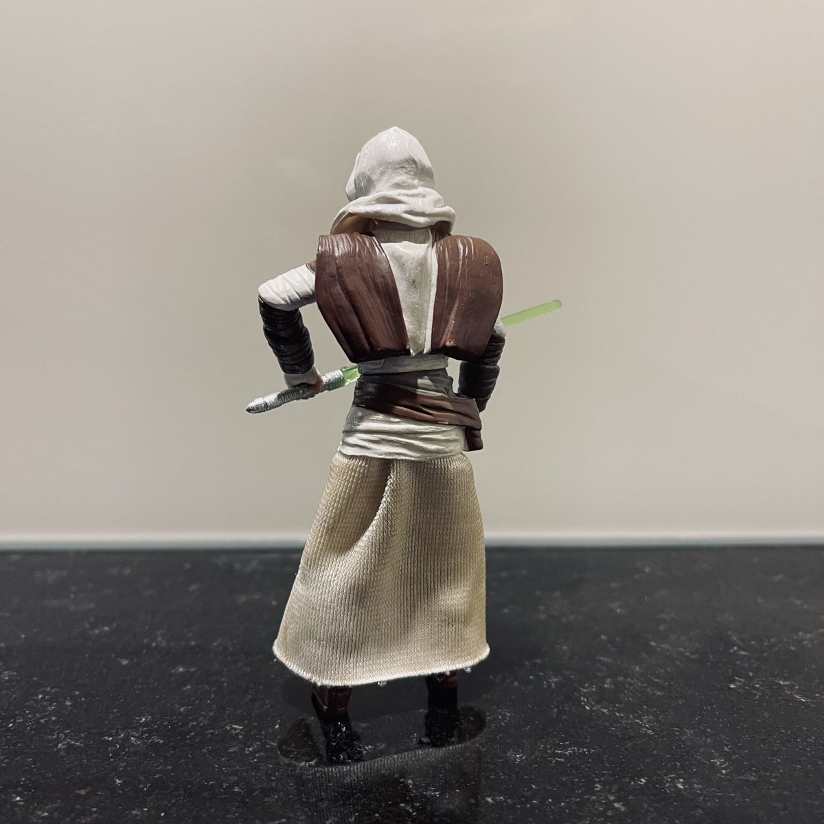 Star Wars Statuette: Hasbro Star Wars Galen Marek Jedi Knight – Usato da Reinach BL venduto da Graphix 1