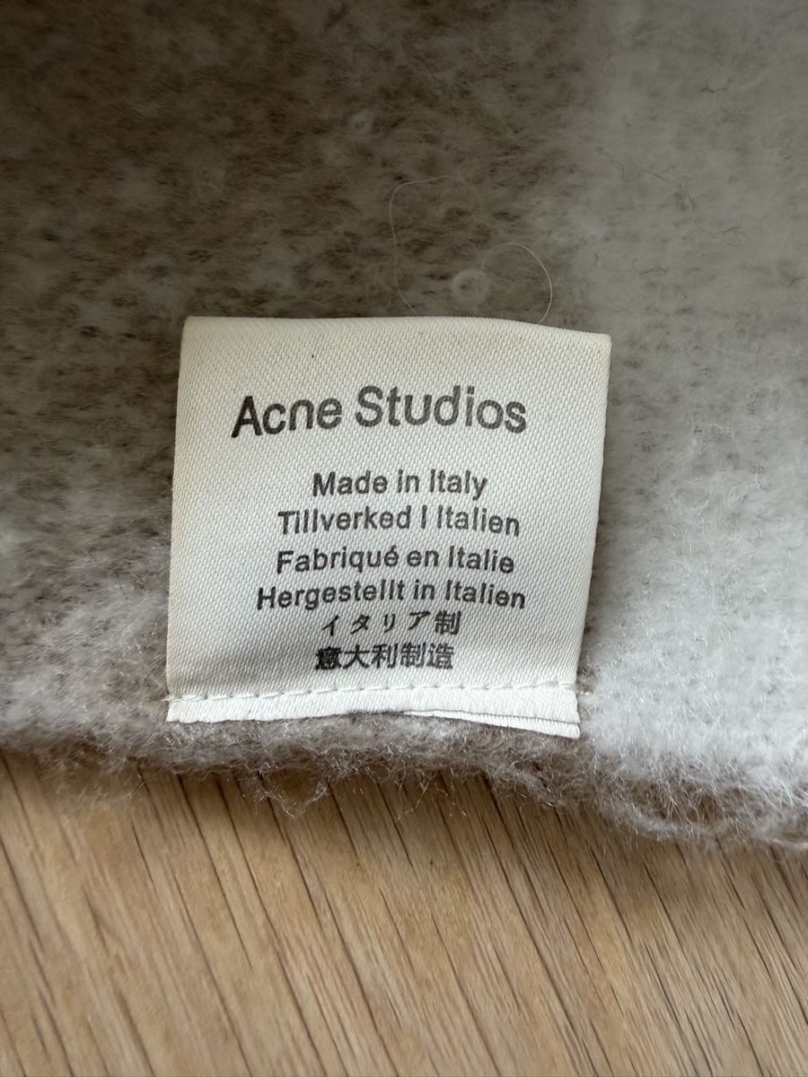 Acne Studios Foulards & écharpes: Acne Studios Wollschal Karo Made in Italy – D'occasion à Winterthur par marisole4 2