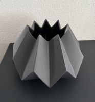 Vase - Serie "Folded"  von Menu (Audo)