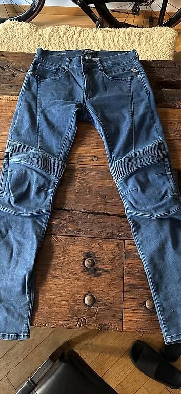 Jeans: Motorrad Jeans  – D'occasion à Olten par crischan