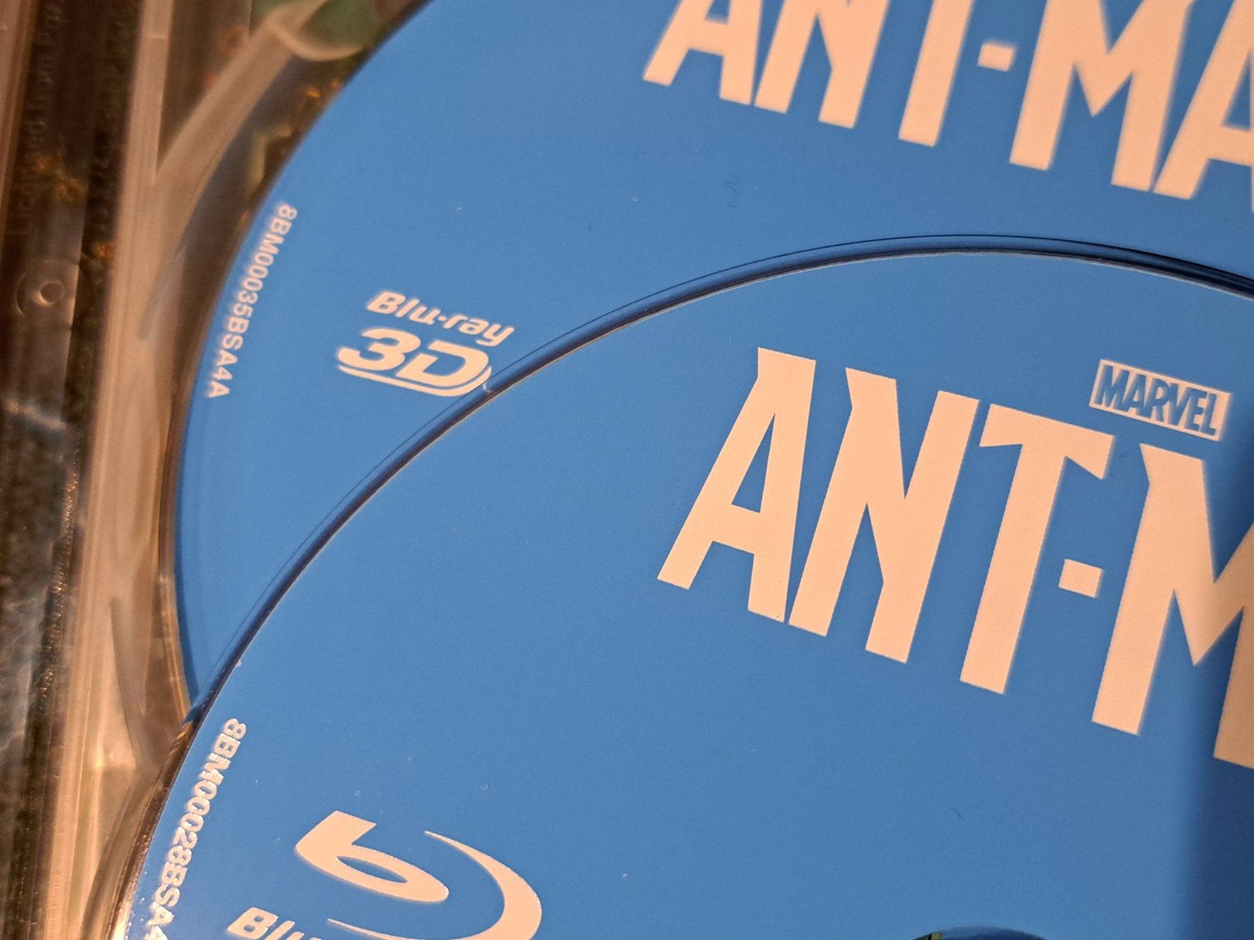 Tutti i DVDs: MARVEL Steelbook ANT-MAN Blu-ray + Blu-ray 3D – Nuovo (secondo la descrizione) da Unterseen venduto da Kanica 4