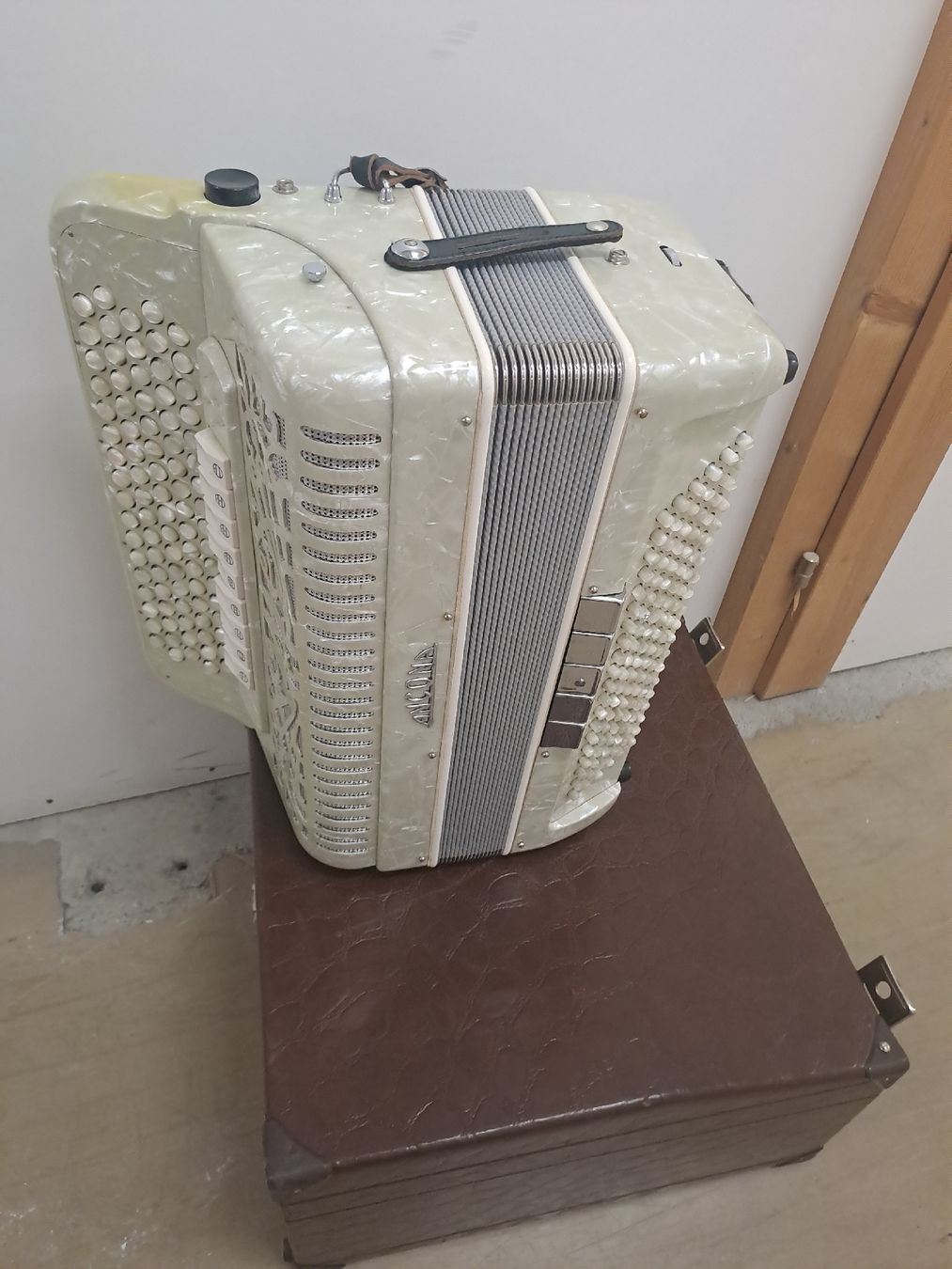 Strumenti musicali: chromatisch orgeli .4.chorig. – Usato da Villeneuve venduto da BibiVintage 5