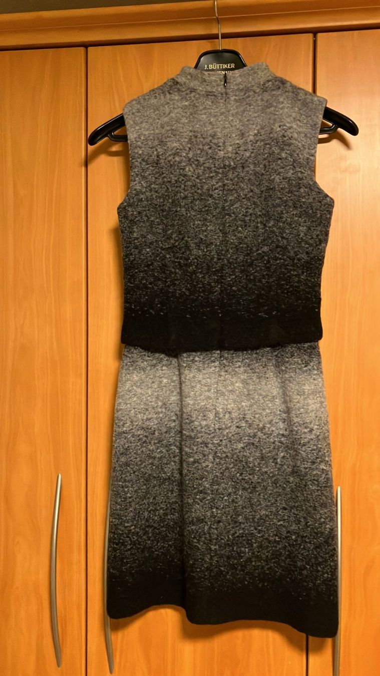 More & More Vestiti: Wunderschönes Wollkleid von More&More Gr. 34 – Usato da Hildisrieden venduto da Hildisrieden 1