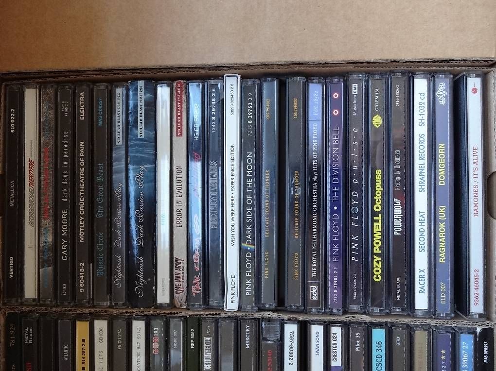 CD: Pop-, Rock- & Metal-CDs – Usato da Olten venduto da J.Gr 2