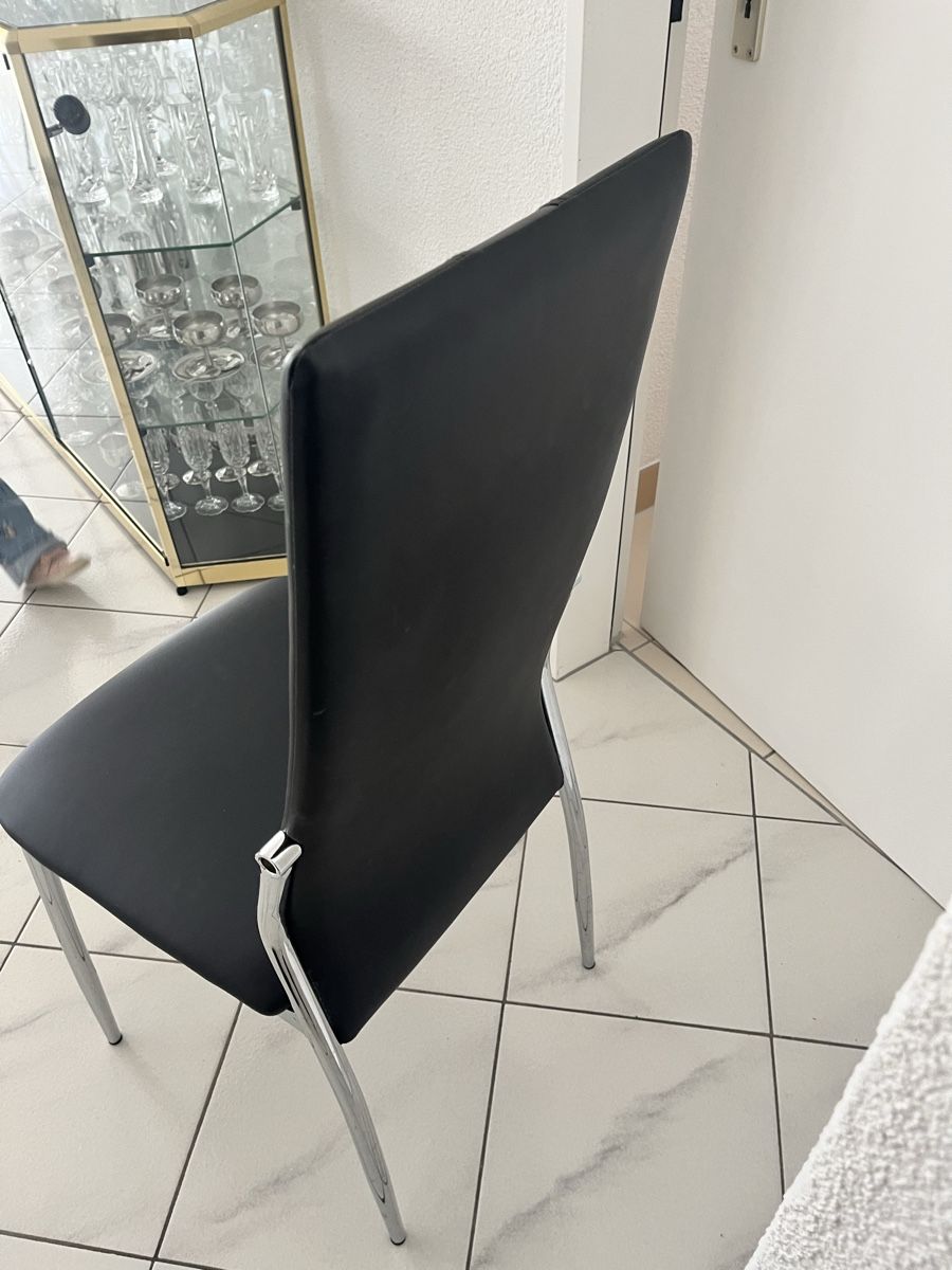 Sedie: Stühle schwarz Kunstleder 3Stk – Usato da Hinwil venduto da dire07 2