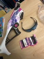 Nerf Rebelle Armbrust mit Pfeilen und Brille