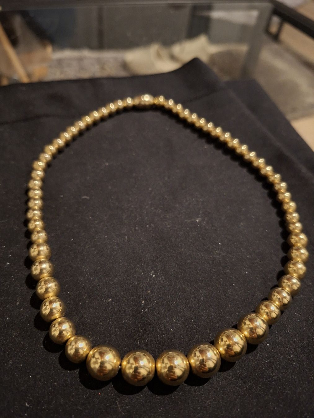 Catenine: Collier à perles dorées, style classique, bon état – Usato da Tannay venduto da v1n1p00h