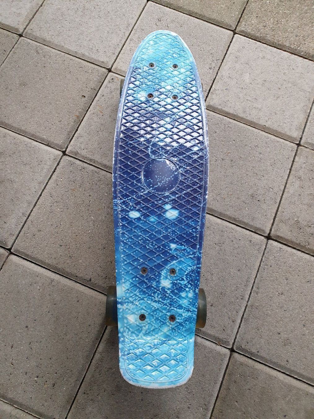 Skateboards: Skateboard King mit LED Rädern – Usato da Chur venduto da Mikymiki 2